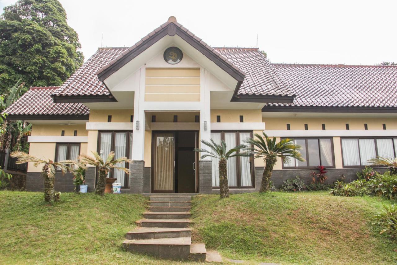 Aldeoz Villa Ciater Sarireja Exterior foto
